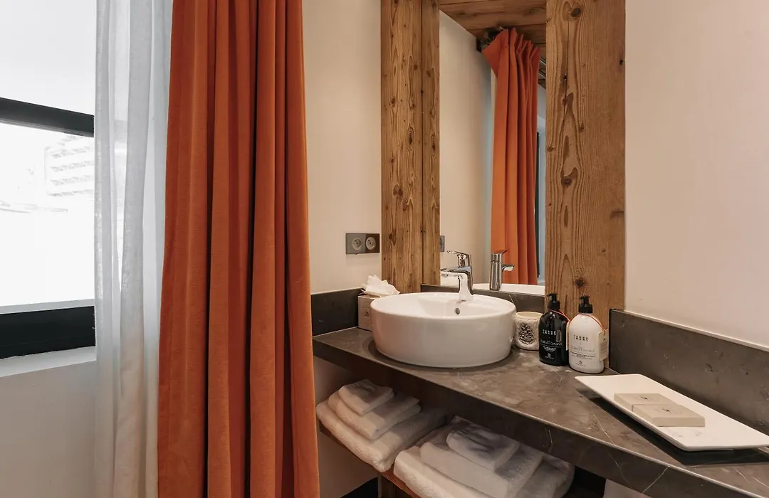 Chalet Face - LES CHALETS COVAREL-1